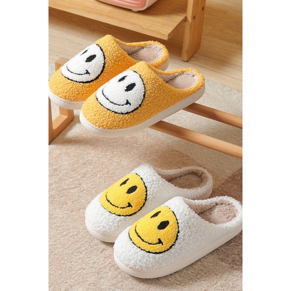 NEW Smile Smiley Happy Face CUTE Plush Soft Cozy Comfy Anti Skid Slip On Slipper - Picture 12 of 14